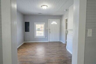 625 E Wall St in Griffin, GA - Building Photo - Building Photo