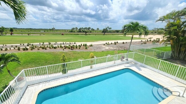 1851 Corsica Dr in Wellington, FL - Building Photo - Building Photo