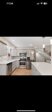 8325 S Ingleside Ave in Chicago, IL - Building Photo - Building Photo