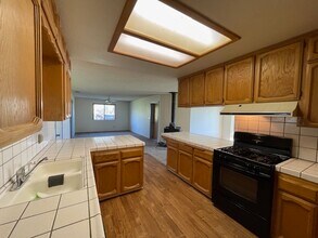 34885 Rifle Rd in Raymond, CA - Building Photo - Building Photo