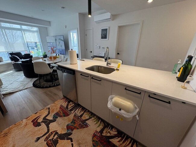 110 Nancy-Elliott Rue in Gatineau, QC - Building Photo - Building Photo