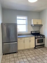 802 N Bishop St in Chicago, IL - Foto de edificio - Building Photo