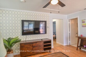 7263 Mohawk St in San Diego, CA - Building Photo - Building Photo