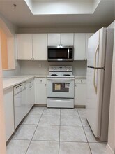 8956 W Flagler St in Miami, FL - Building Photo - Building Photo