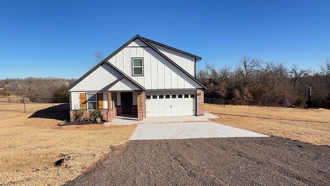 17030 Buck Cir in Newalla, OK - Building Photo - Building Photo