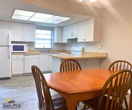 179 Moonstone Ct in Port Orange, FL - Foto de edificio - Building Photo