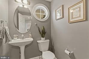 1511 Artillery Terrace NE in Leesburg, VA - Building Photo - Building Photo