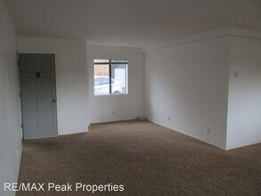 1471 N San Francisco St in Flagstaff, AZ - Building Photo - Building Photo