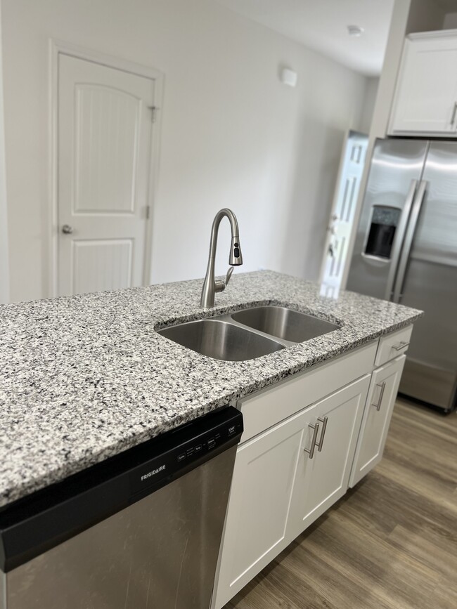18 Matrix Ct in Clayton, NC - Building Photo - Building Photo