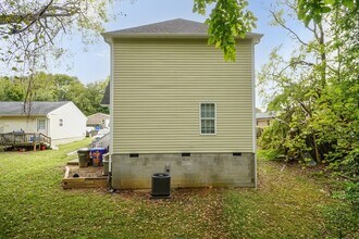 616 Middle St in Durham, NC - Building Photo - Building Photo
