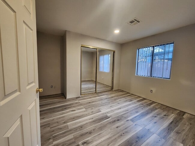 property at 3039 N Richey Blvd