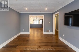 10 Daleman Dr in Bracebridge, ON - Building Photo - Building Photo