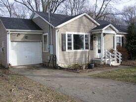 1540 Virginia Dr in Bowling Green, KY - Building Photo