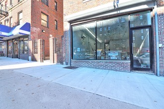 209 E 165th St in Bronx, NY - Building Photo - Other