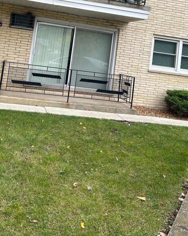 17421 70th Ave Rentals in Tinley Park, IL