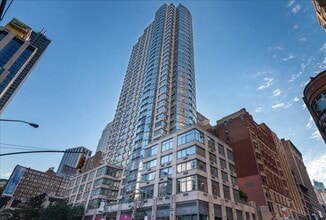 800 Sixth Avenue in New York, NY - Building Photo - Building Photo