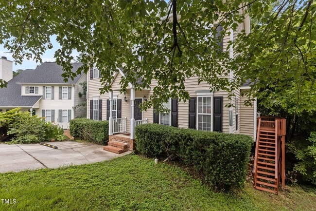 108 Tarlow Ct in Cary, NC - Building Photo - Building Photo