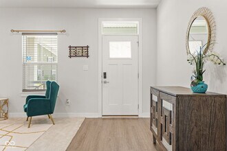 569 Wilsons Farm Dr in Fortville, IN - Building Photo - Building Photo