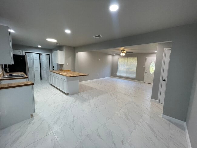 property at 7118 Melpomene Dr