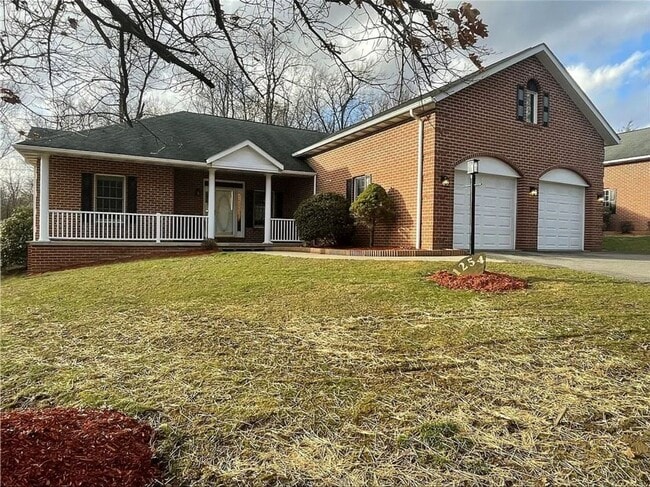 property at 1250-1254 Evans City Rd