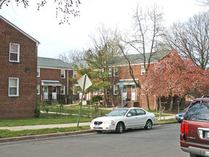 6220-6242 Clay St NE in Washington, DC - Building Photo - Building Photo