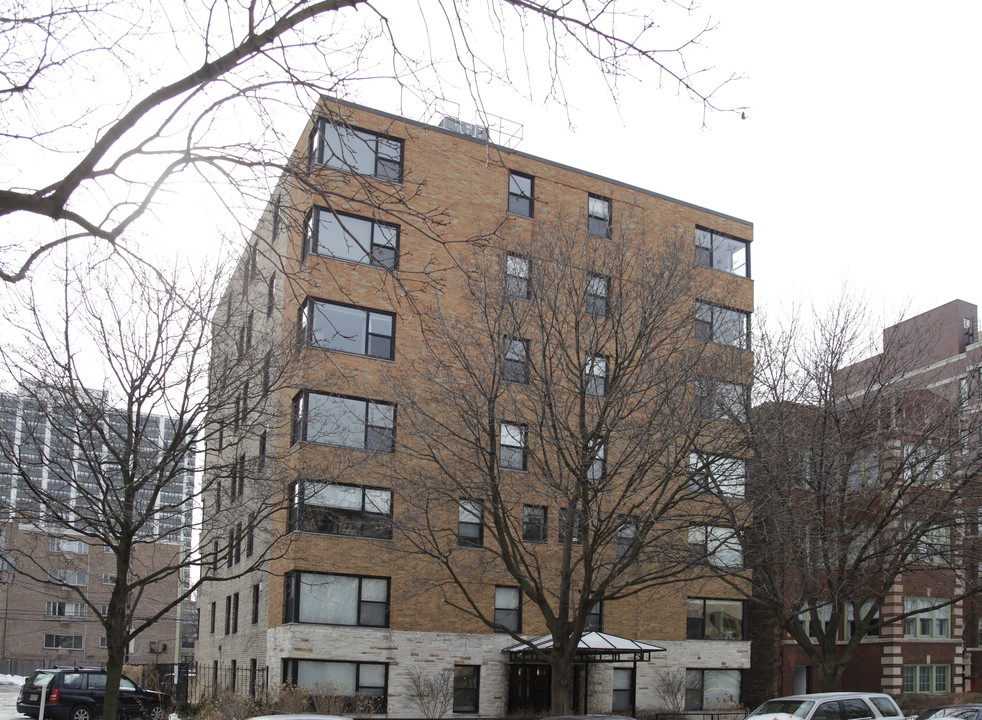 521-525 W Aldine in Chicago, IL - Building Photo