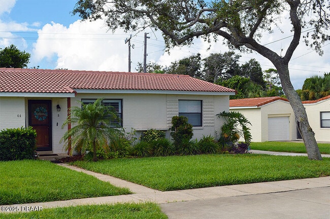 64 Cardinal Dr in Ormond Beach, FL - Building Photo - Building Photo