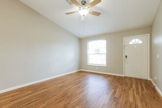 2831 2nd Ave SE in Naples, FL - Building Photo - Building Photo