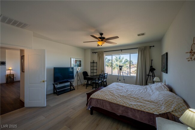 property at 359 Hoskins Ct