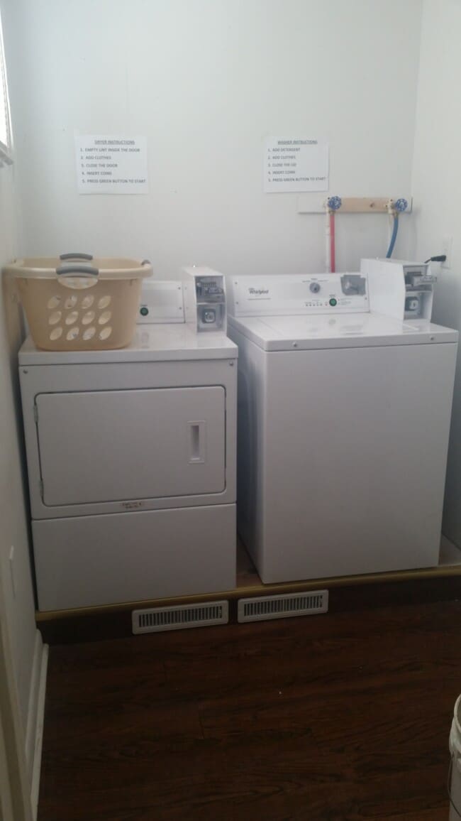 444 E Main St, Unit 444 APT in Newark, OH - Building Photo - Building Photo