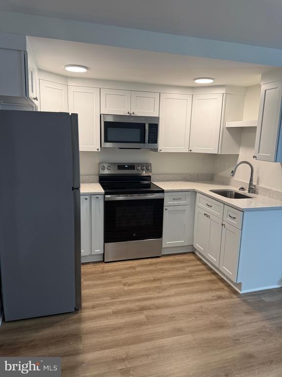 380 Broadview Ave in Warrenton, VA - Building Photo - Building Photo