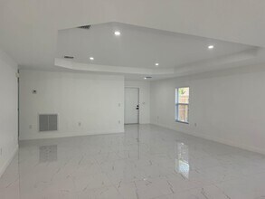4147 Success St in West Palm Beach, FL - Building Photo - Building Photo