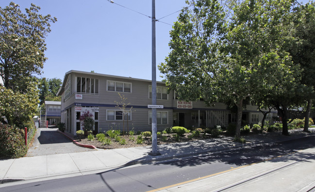 First Street Manor in San Jose, CA - Foto de edificio - Building Photo