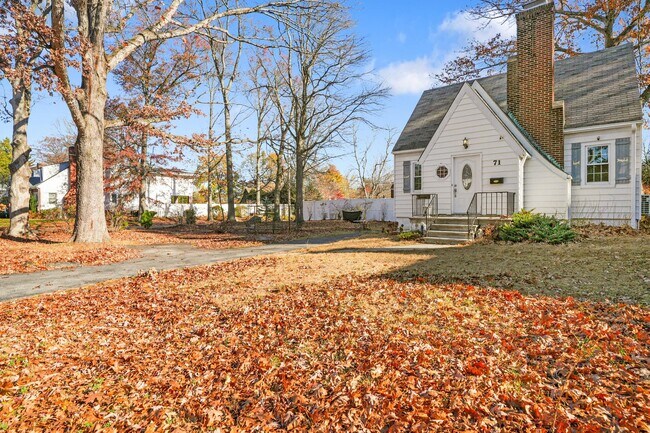 71 Longfellow St in Hartsdale, NY - Building Photo - Building Photo