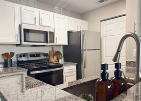 Central Park in Montgomery, AL - Building Photo