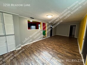 3258 Meadow Ln in Jackson, MS - Building Photo - Building Photo