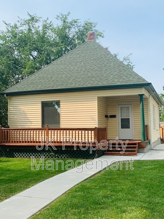 613 8th Ave S in Great Falls, MT - Building Photo