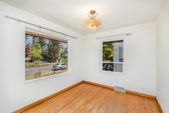 723 N 81st St in Seattle, WA - Building Photo - Building Photo
