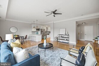 8101 Connecticut Ave in Chevy Chase, MD - Building Photo - Building Photo