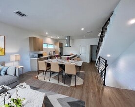 6621 Beck Ave, Unit 6621.5 in North Hollywood, CA - Building Photo - Building Photo