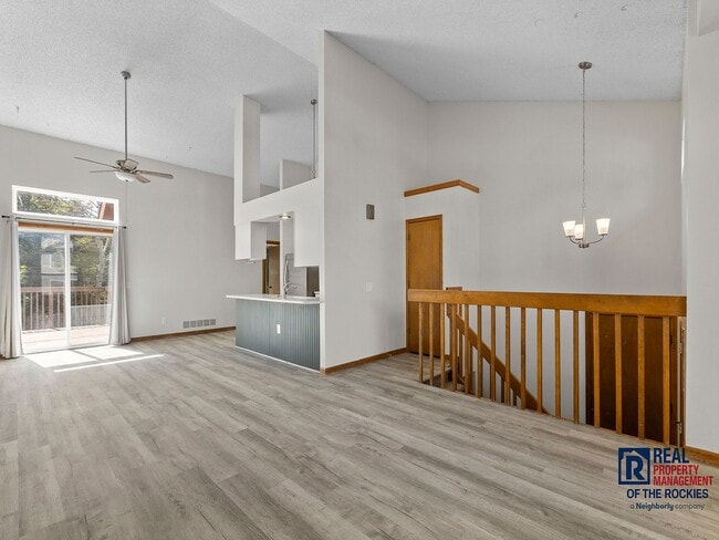 1013 Kremmling Ln
