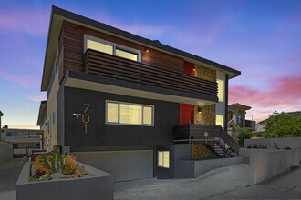 701 N. Hill Pl. in Los Angeles, CA - Building Photo - Building Photo