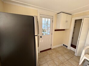 433 Preble St, Unit 2 in South Portland, ME - Foto de edificio - Building Photo