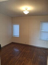 909 S Front St, Unit 1 in Mankato, MN - Building Photo - Building Photo