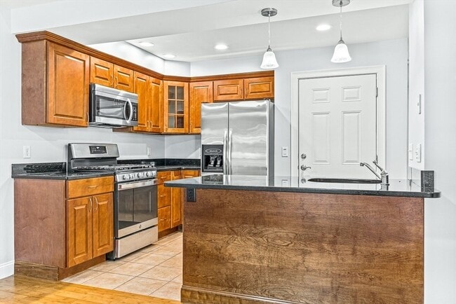 106 Green St in Reading, MA - Building Photo - Building Photo