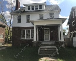163 Tuxedo St