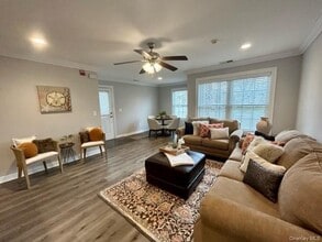 505 Vista View Dr in Farmingville, NY - Building Photo - Building Photo