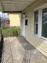 1132 Fairfield Ave in Niagara Falls, NY - Foto de edificio - Building Photo