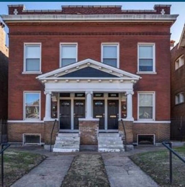 1830 Russell Blvd, Unit A