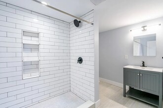 614 Columbus Ave, Unit B2 in Boston, MA - Building Photo - Building Photo